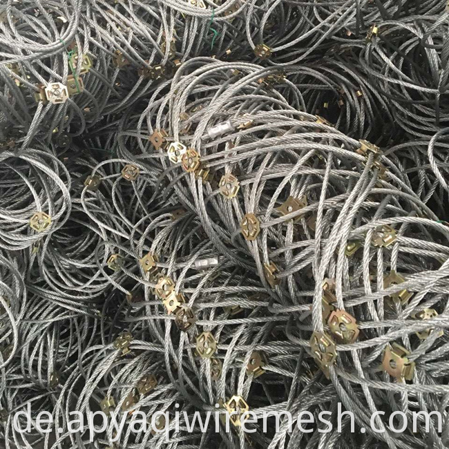 Neigungsschutzzaun für Berg SNS Hangschutznetz Netting Stahl Kabel gewalztes Netto GPS2 Rockfall Barriere Netz